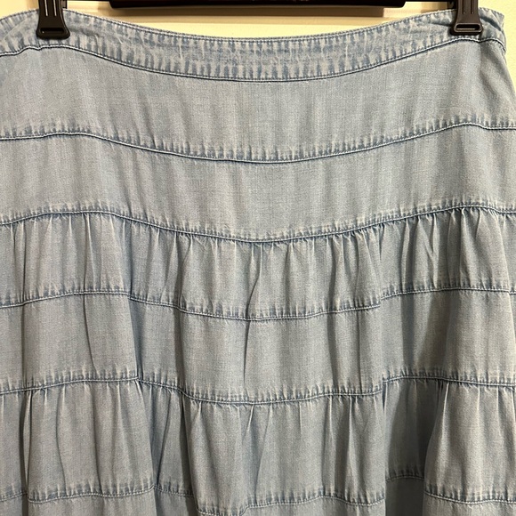 Vintage Emma James Blue Chambray Prairie Skirt, Size 12 - Picture 2 of 8